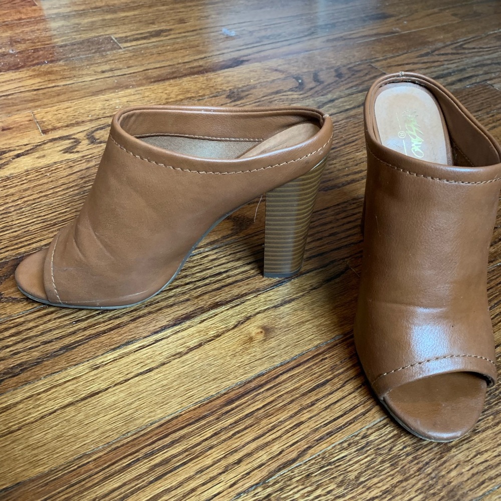 Mossimo shoes